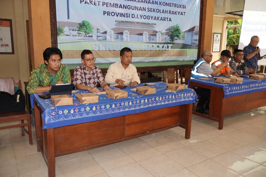 SOSIALISASI PELAKSANAAN KONSTRUKSI PAKET PEMBANGUNAN SEKOLAH RAKYAT DI GULUREJO